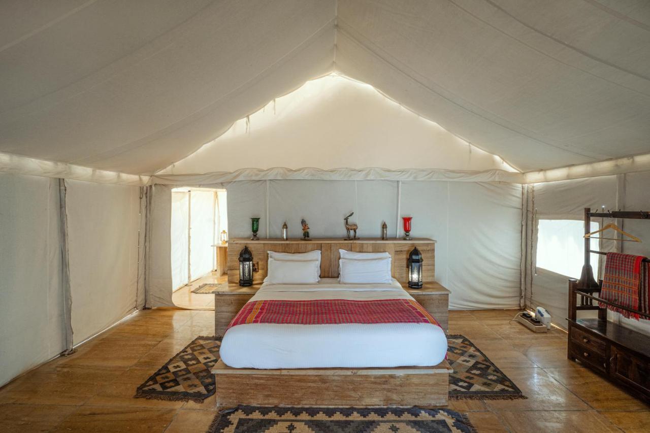 Отель The Kafila Desert Camp Sam Экстерьер фото