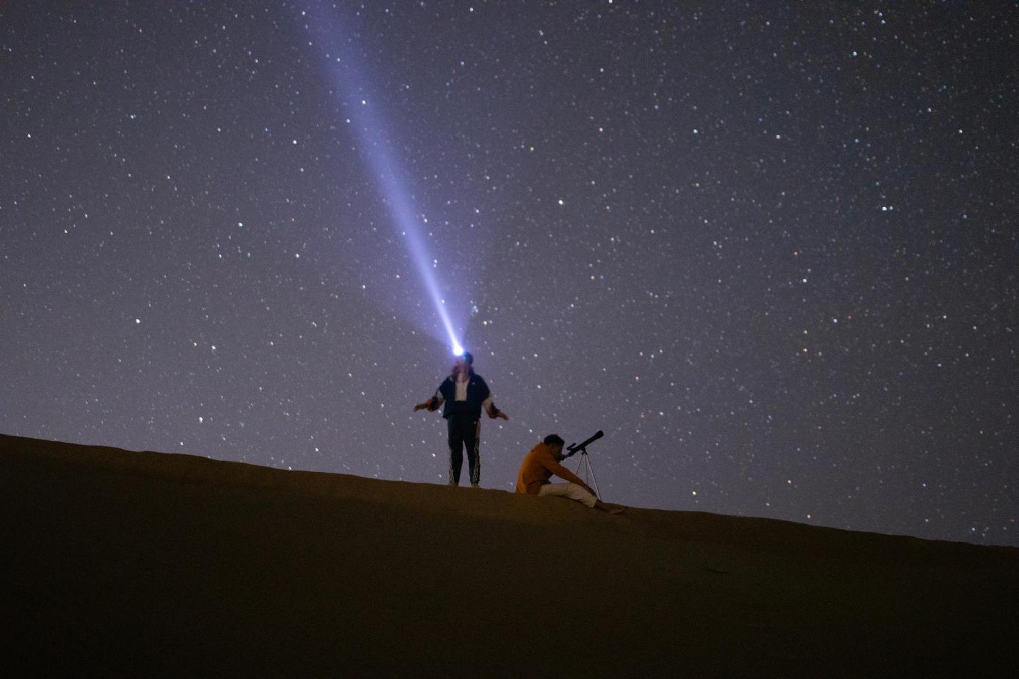 Отель The Kafila Desert Camp Sam Экстерьер фото